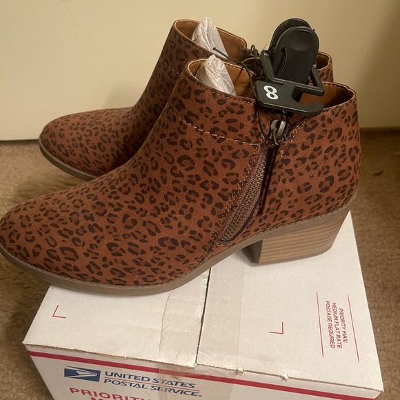 NWOB Time an Tru Animal Print Booties Size 8 - Picture 3 of 4
